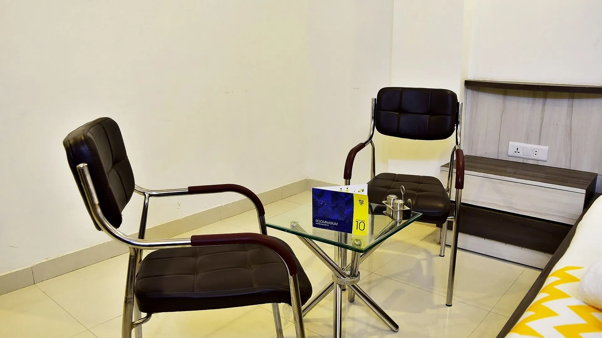 Hotell Fabhotel Wood Stay Inn Gurgaon